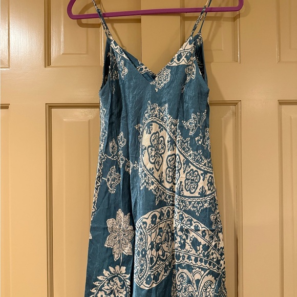 Zara Teal and Cream Floral Dress - Picture 2 of 3